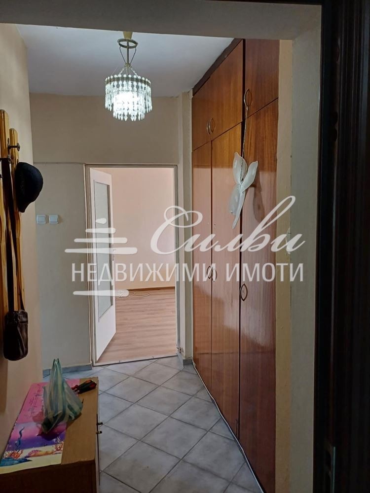 För uthyrning  1 sovrum Targovistje , Varosja , 65 kvm | 48082575 - bild [4]