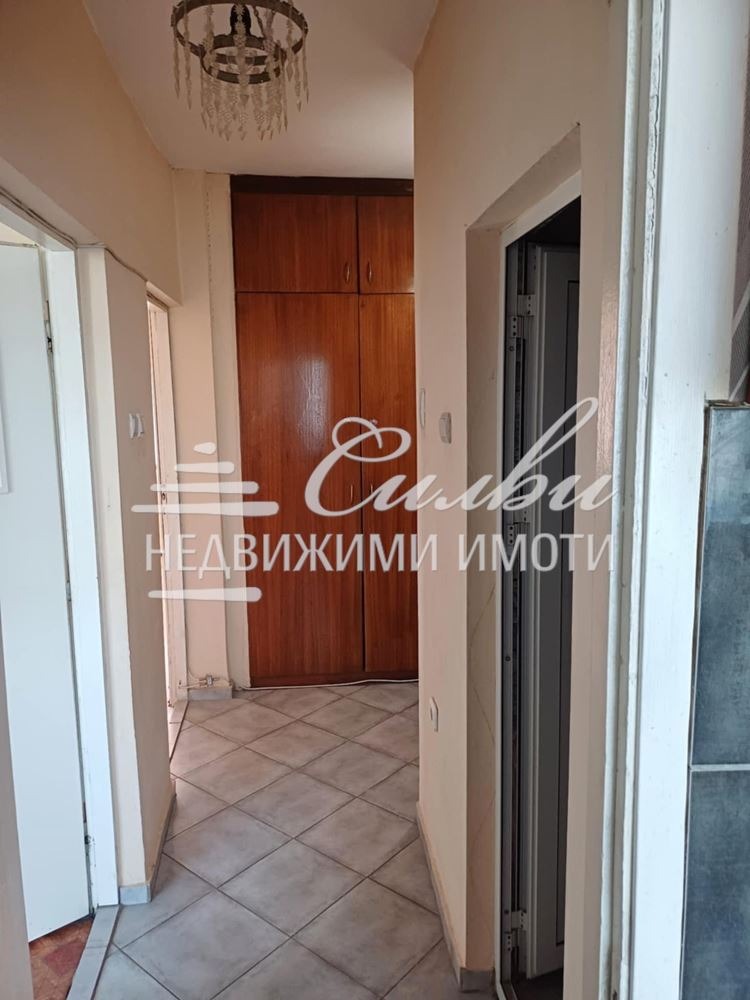 För uthyrning  1 sovrum Targovistje , Varosja , 65 kvm | 48082575 - bild [5]