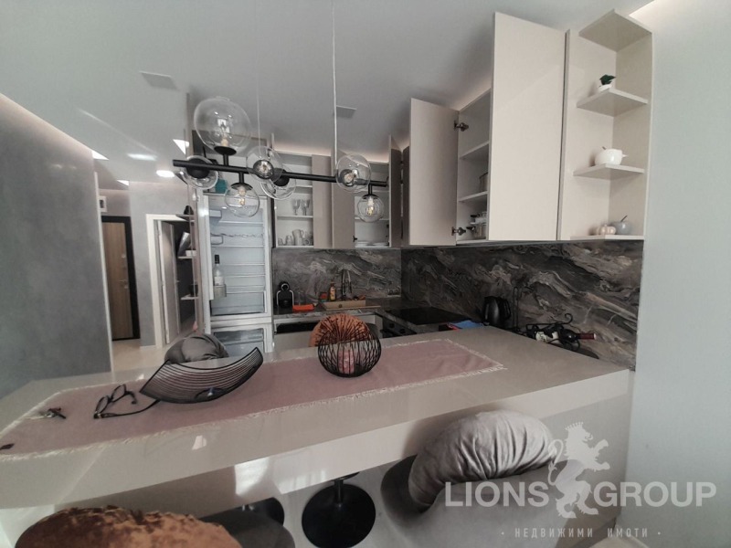 Дава под наем 2-СТАЕН, гр. Варна, Лятно кино Тракия, снимка 8 - Апартаменти - 52563438