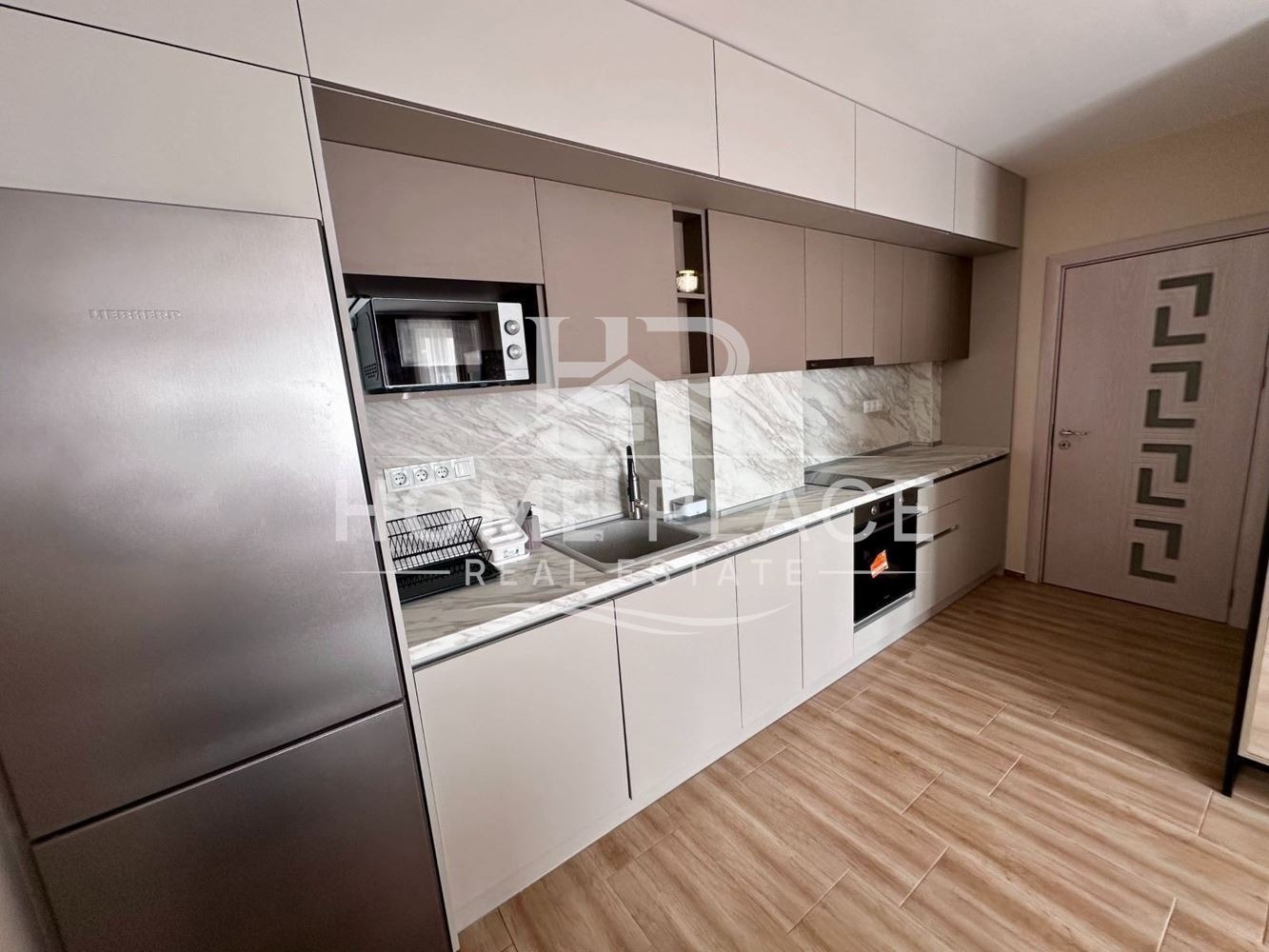 Дава под наем 3-СТАЕН, гр. Варна, Възраждане 1, снимка 2 - Апартаменти - 53887454