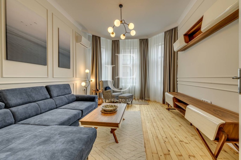 Дава под нем  3-стаен, град София, Център • 1 500 EUR • ID 38571121 — holmes.bg - [1] 