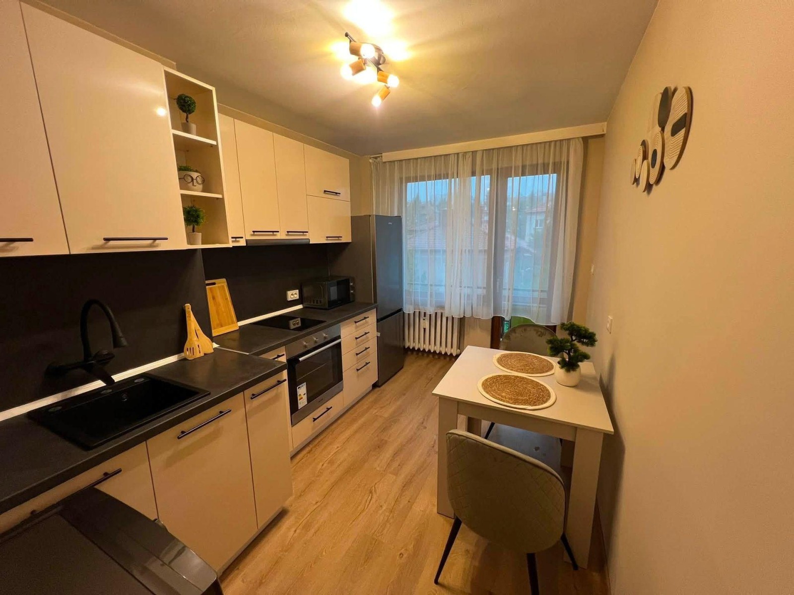 Дава под наем 3-СТАЕН, гр. София, Лозенец, снимка 3 - Апартаменти - 55293635