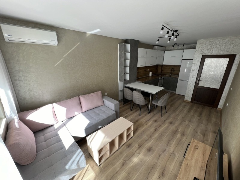 De inchiriat  1 dormitor Varna , Țentâr , 77 mp | 21672818 - imagine [5]