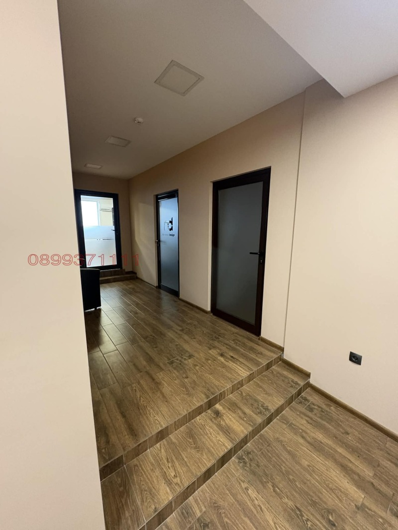 Дава под наем ОФИС, гр. Велико Търново, Център, снимка 5 - Офиси - 52987031