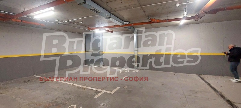 Дава под наем ГАРАЖ, ПАРКОМЯСТО, гр. София, Банишора, снимка 5 - Гаражи и паркоместа - 53506771