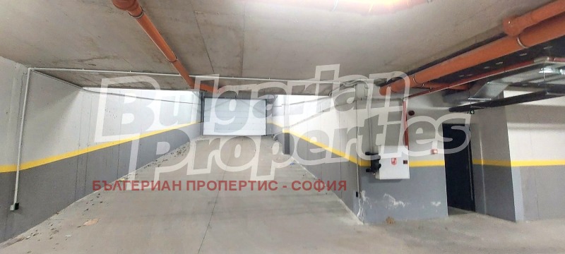 Дава под наем ГАРАЖ, ПАРКОМЯСТО, гр. София, Банишора, снимка 15 - Гаражи и паркоместа - 53506771