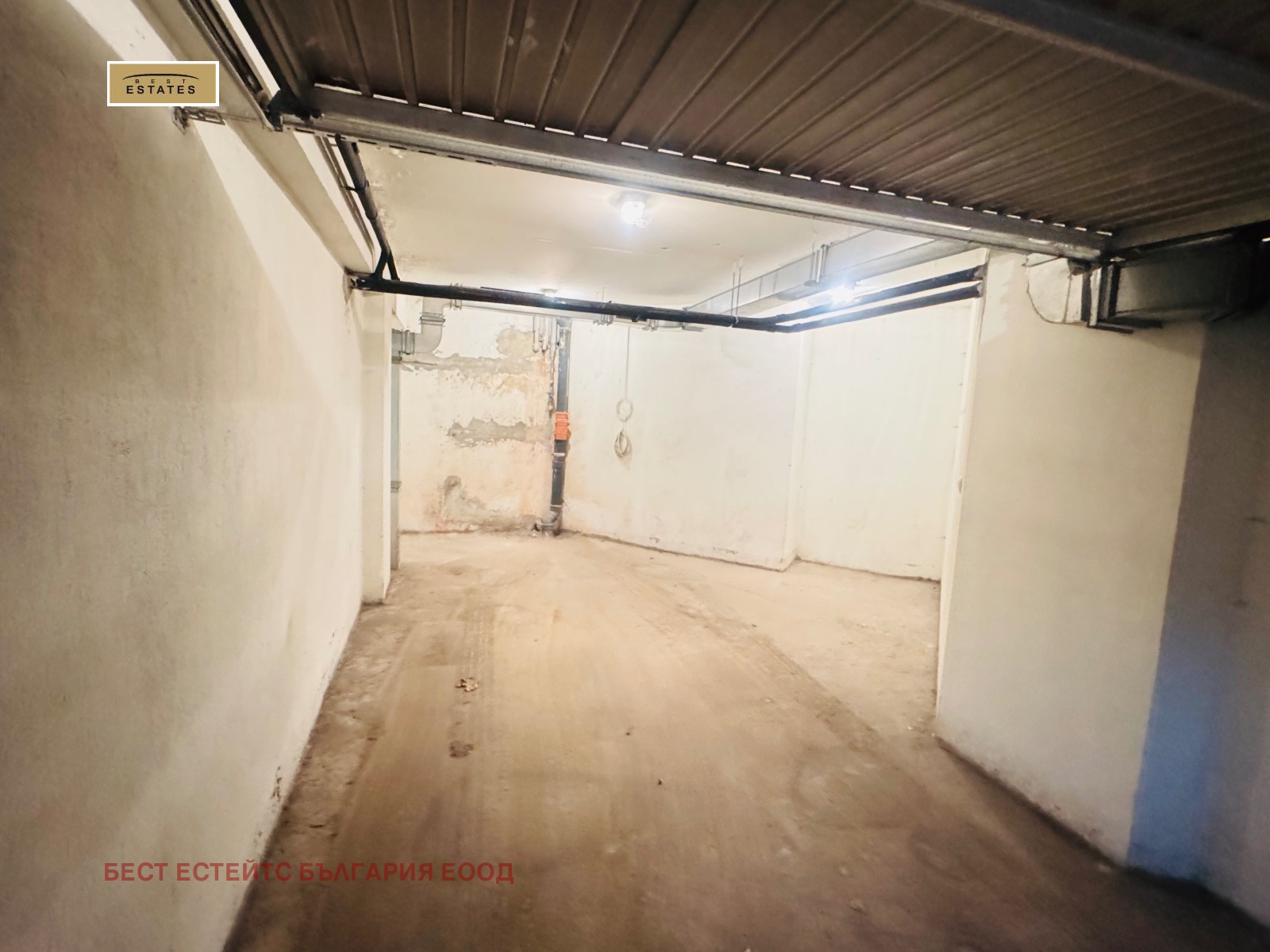 Дава под наем ГАРАЖ, ПАРКОМЯСТО, гр. София, Борово, снимка 2 - Гаражи и паркоместа - 54047536