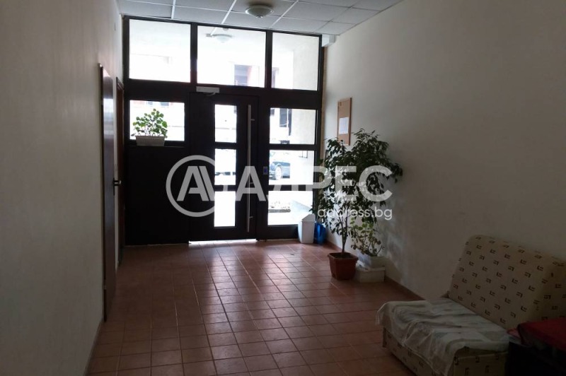 Kiadó  1 hálószoba Sofia , Manastirski livadi , 75 négyzetméter | 92735042 - kép [13]