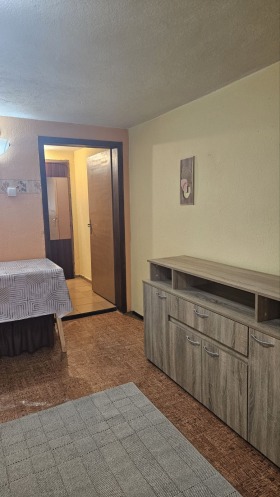 ���� ��� ���� 1-����� | Imot.bg � ����� ������ 6
