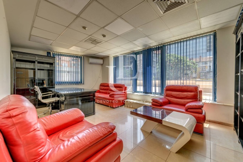 Издаје се  Канцеларија Софија , Центар , 85 м2 | 33228974 - слика [4]