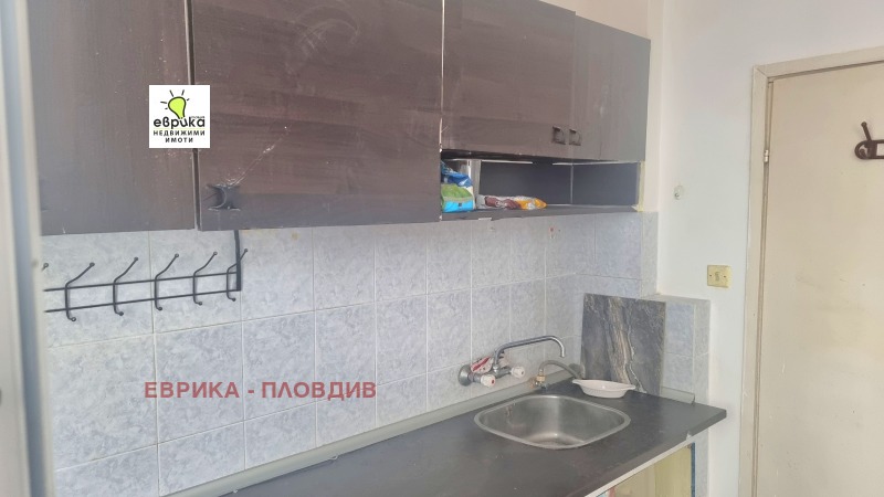 Дава под Наем 2-СТАЕН в град Пловдив, Кършияка - 75 кв.м / 281.21 € » 550 лв., ЕВРИКА - ПЛОВДИВ