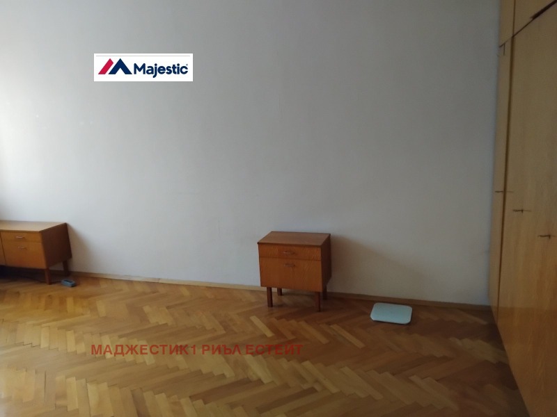 Дава под наем 3-СТАЕН, гр. София, Оборище, снимка 8 - Апартаменти - 53227798