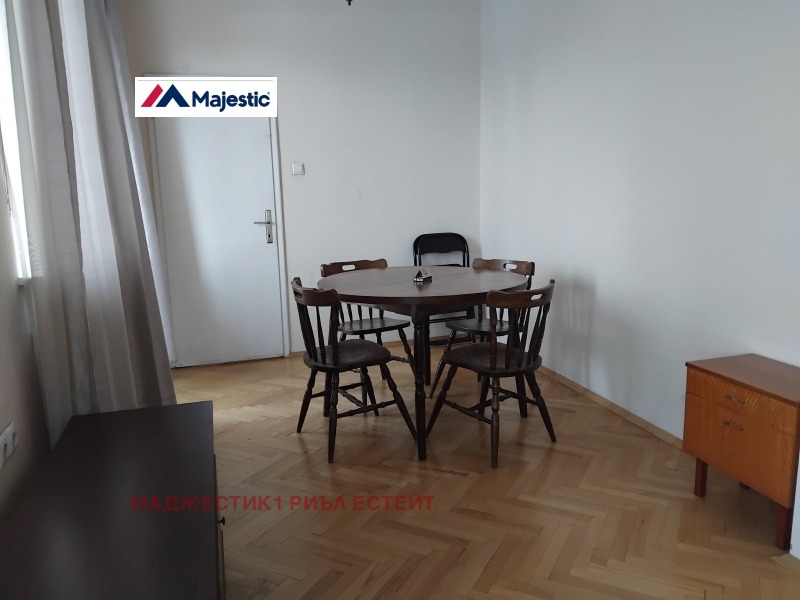 Дава под наем 3-СТАЕН, гр. София, Оборище, снимка 2 - Апартаменти - 53227798