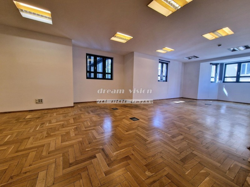 Vuokrattavana  Toimisto Sofia , Tsentar , 115 neliömetriä | 78952461 - kuva [8]