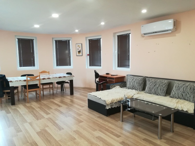 Vuokrattavana  Talo Sofia , Suhodol , 130 neliömetriä | 69916098