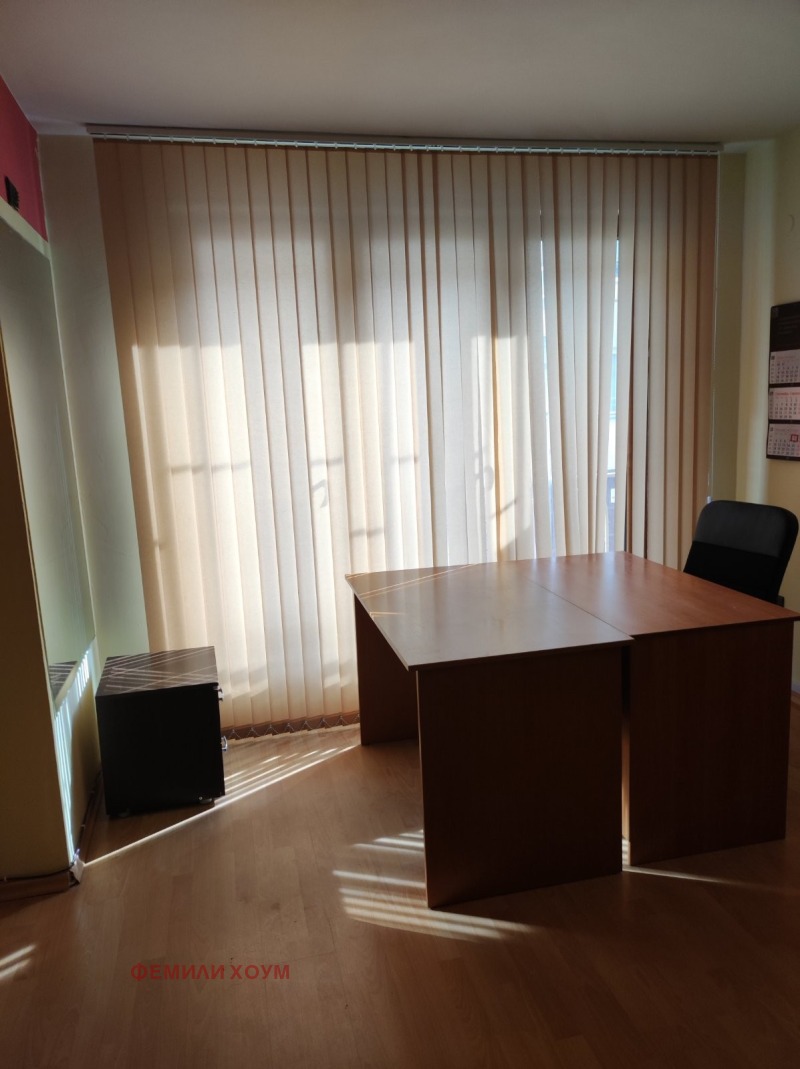 A louer  Bureau Varna , Lyatno kino Trakiya , 90 m² | 47580813 - image [2]