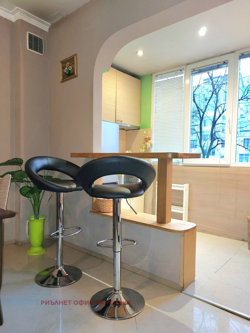 Дава под наем 3-СТАЕН, гр. София, Слатина, снимка 3 - Апартаменти - 53312881