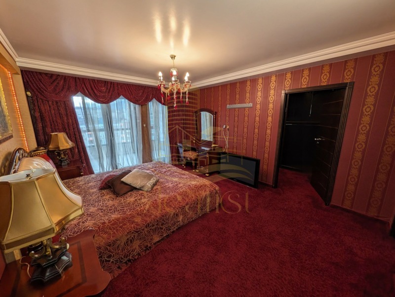 Дава под наем 4-СТАЕН, гр. София, Изгрев, снимка 4 - Апартаменти - 53073000