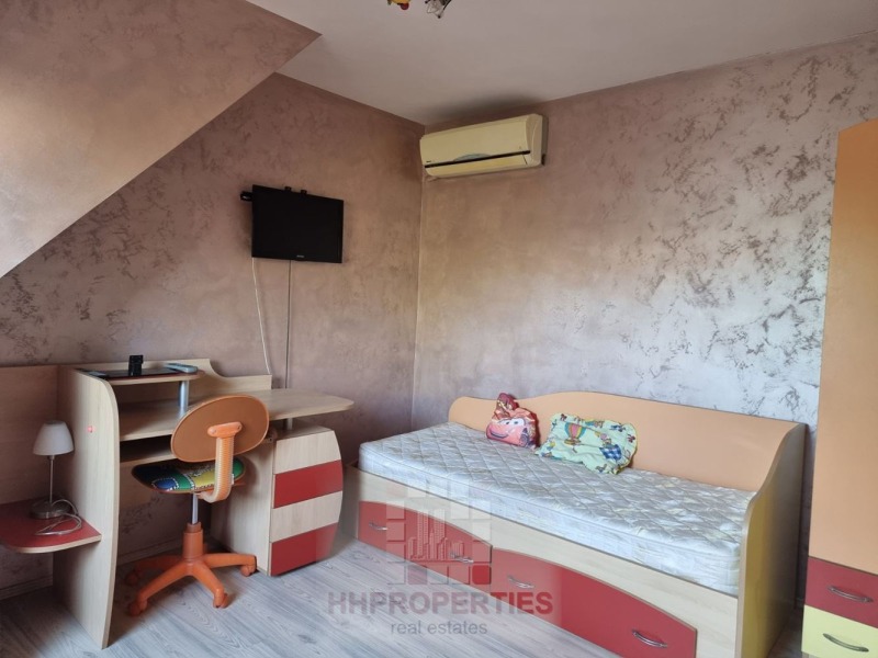 De inchiriat  2 dormitoare Plovdiv , Țentâr , 116 mp | 97137600 - imagine [12]