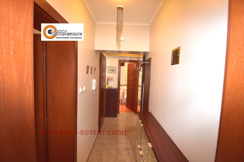 A louer  2 chambres Sofia , Tsentar , 110 m² | 40948117 - image [7]