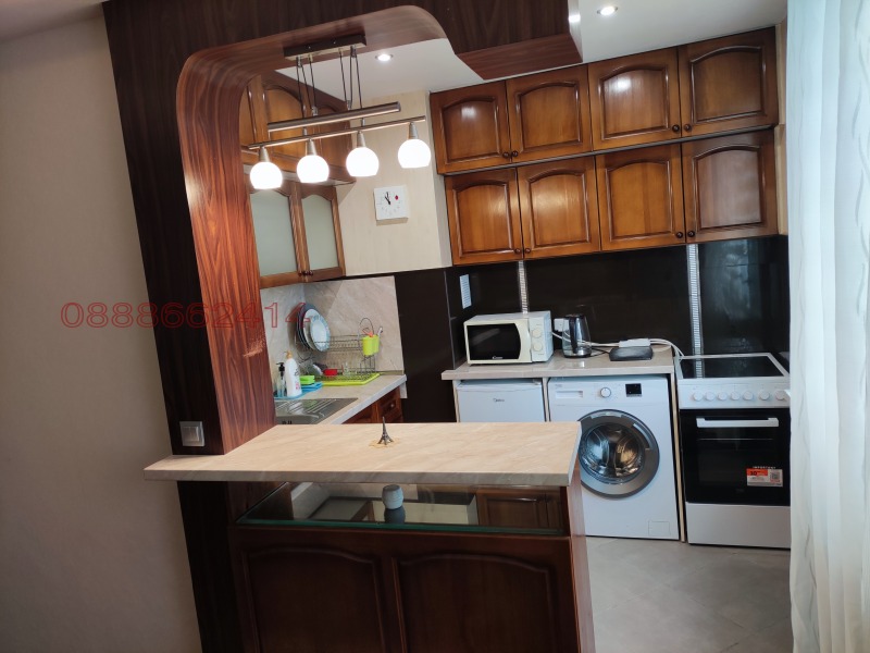 Дава под наем 3-СТАЕН, гр. София, Медицинска академия