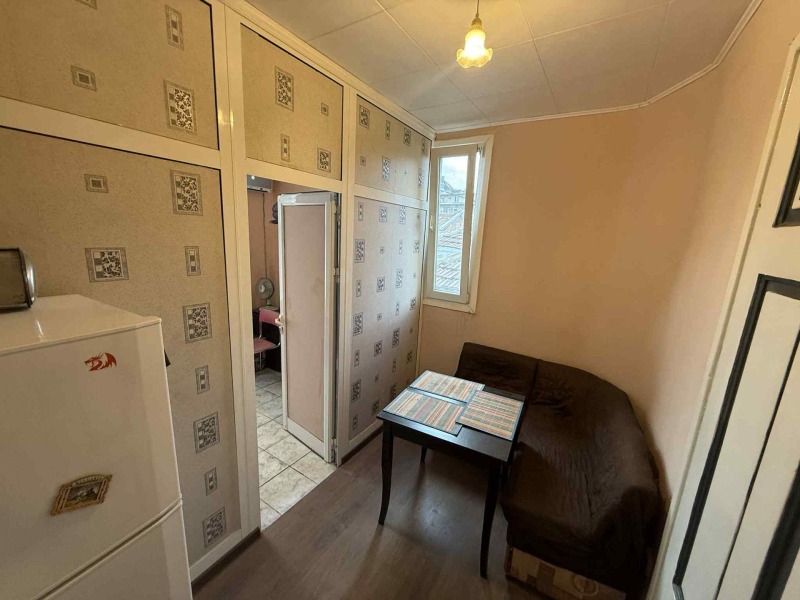 Дава под наем 3-СТАЕН, гр. София, Зона Б-5-3, снимка 3 - Апартаменти - 53070214