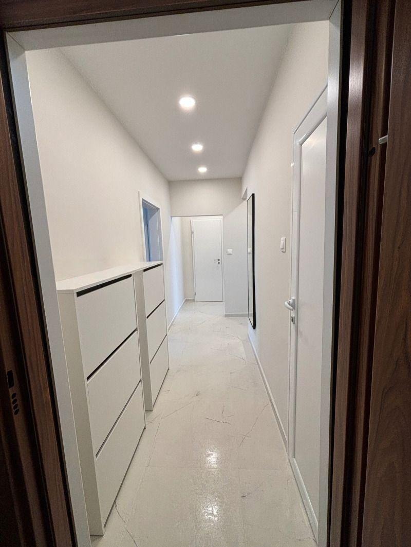 Дава под наем 3-СТАЕН, гр. София, Света Троица, снимка 13 - Апартаменти - 54215340