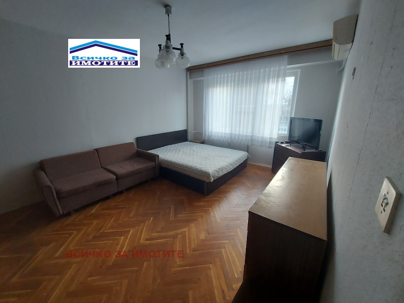 Para alugar  Estúdio Ruse , Vazrajdane , 42 m² | 55219602