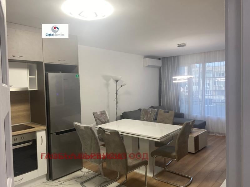 Издаје се  2 спаваће собе Софија , Лјулин 8 , 80 м2 | 75844178 - слика [2]