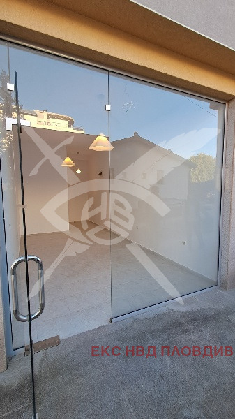 Дава под наем МАГАЗИН, гр. Хисаря, област Пловдив, снимка 2 - Магазини - 53861267