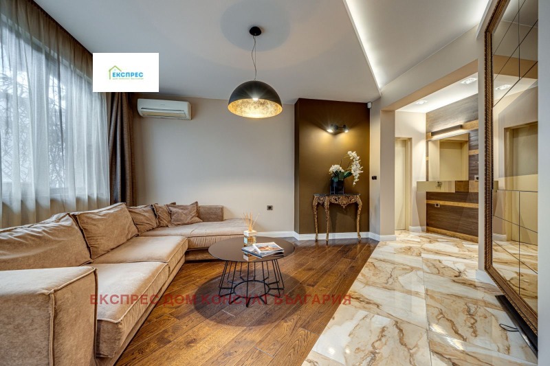 Дава под наем 2-СТАЕН, гр. София, Център