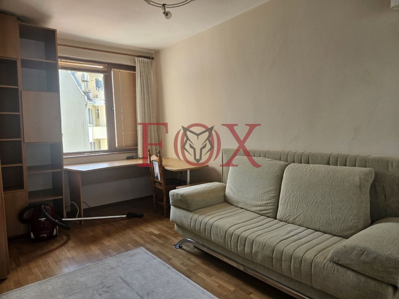 Издаје се  2 спаваће собе Варна , Спортна зала , 70 м2 | 82469615