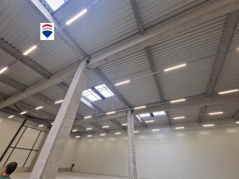 A louer  Stockage Plovdiv , Indoustrialna zona - Sever , 3030 m² | 48668857 - image [2]