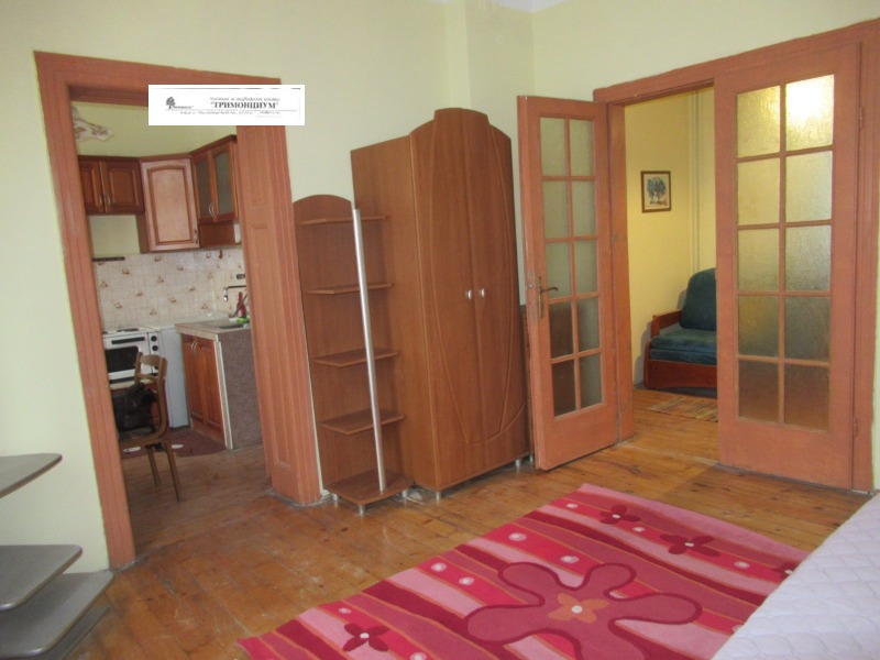 Дава под наем 1-СТАЕН, гр. София, Център, снимка 2 - Апартаменти - 52276418