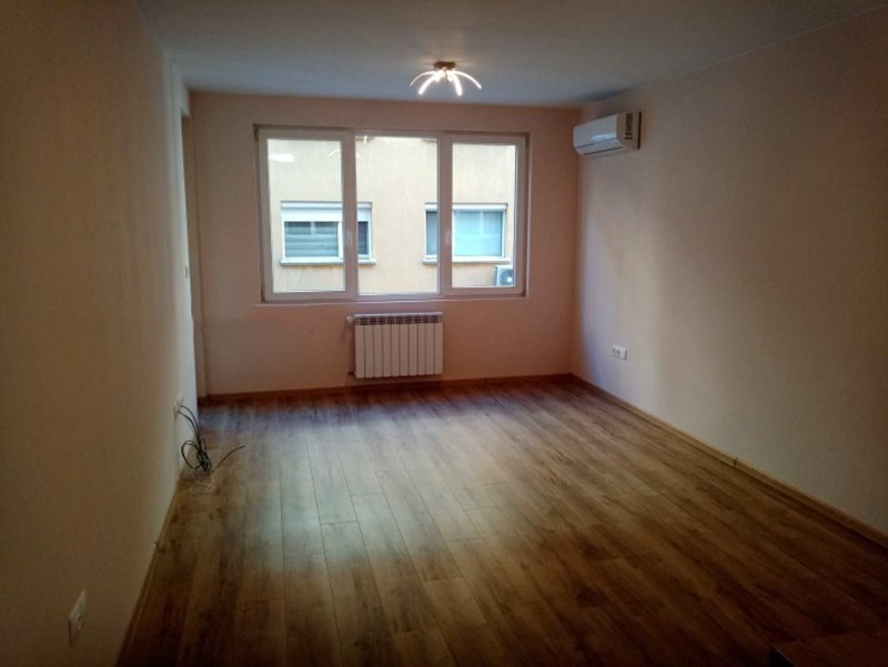 Til leie  1 soverom Sofia , Banisjora , 50 kvm | 44367305 - bilde [3]