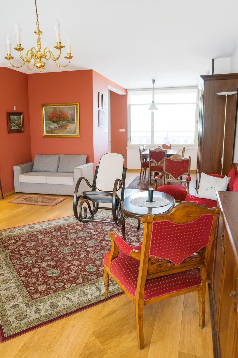 Te huur  2 slaapkamers Plovdiv , Tsentar , 104 m² | 43419350