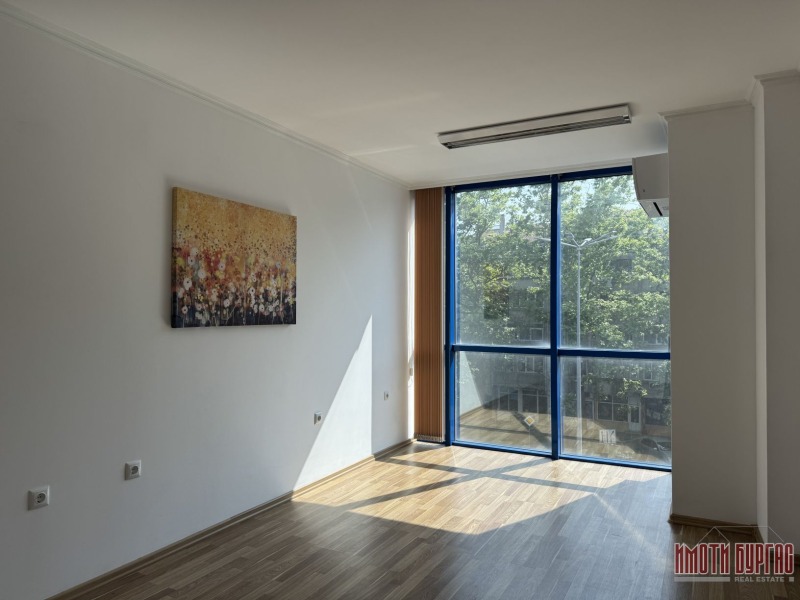 Til leie  Kontor Burgas , Tsentar , 77 kvm | 34778844 - bilde [7]