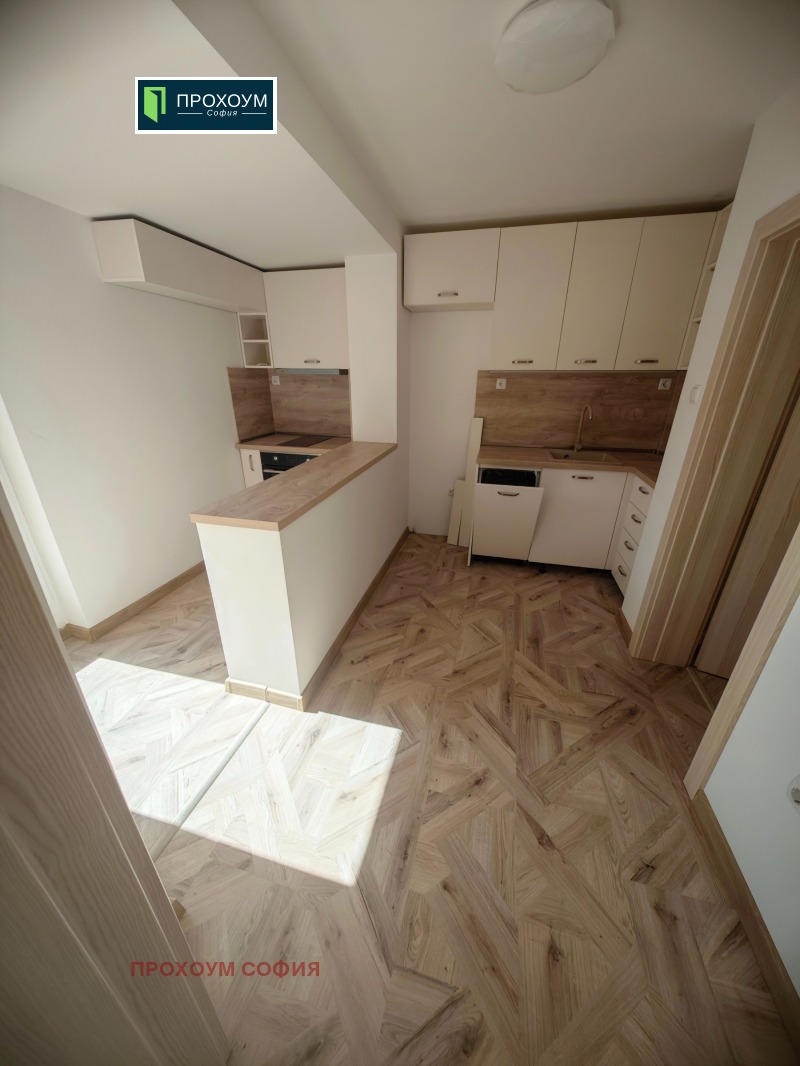 Zu vermieten  3 Schlafzimmer Sofia , Manastirski liwadi , 150 qm | 15122769 - Bild [3]