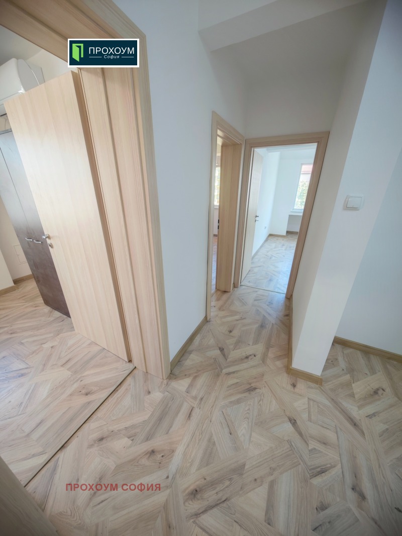 Zu vermieten  3 Schlafzimmer Sofia , Manastirski liwadi , 150 qm | 15122769 - Bild [17]