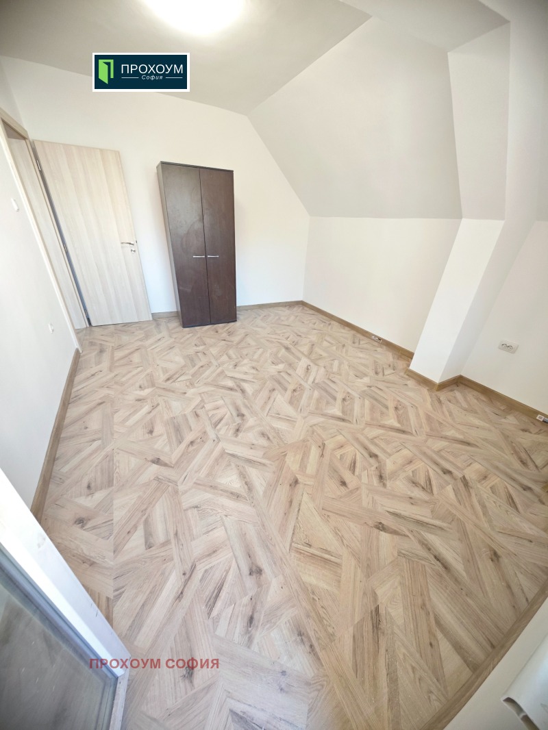 Zu vermieten  3 Schlafzimmer Sofia , Manastirski liwadi , 150 qm | 15122769 - Bild [13]