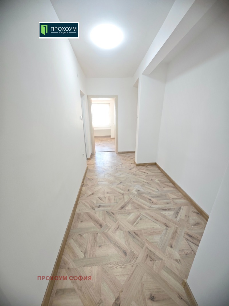 Zu vermieten  3 Schlafzimmer Sofia , Manastirski liwadi , 150 qm | 15122769 - Bild [16]