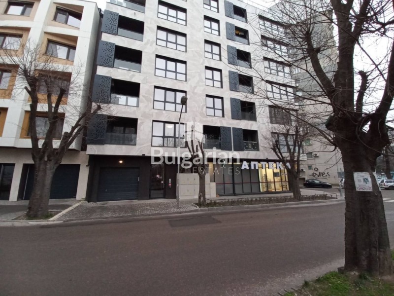 De inchiriat  Гараж, Паркомясто Varna , Liatno cino Traciia , 13 mp | 85818556