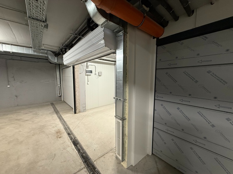 Дава под наем ГАРАЖ, ПАРКОМЯСТО, гр. София, Оборище, снимка 4 - Гаражи и паркоместа - 53494844