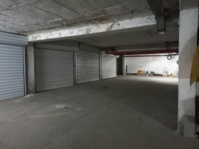 Garage Tsentar, Sofia 5