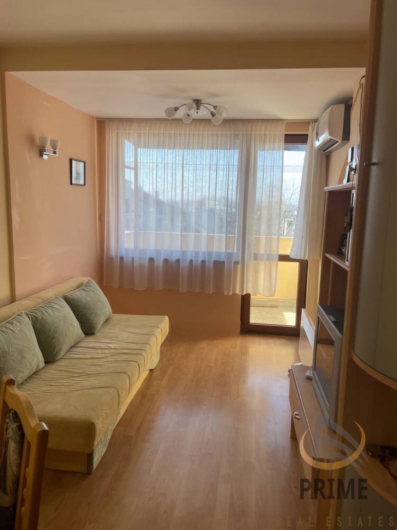 Zu vermieten  1 Schlafzimmer Burgas , Zentar , 50 qm | 18154253 - Bild [2]