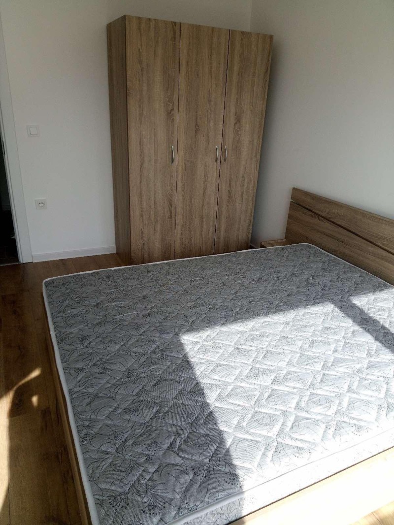 Издаје се  1 спаваћа соба Варна , Вазраждане 3 , 70 м2 | 71954996 - слика [4]