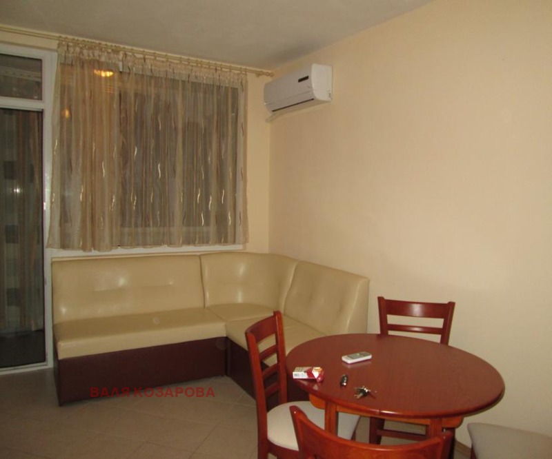 Kiadó  1 hálószoba Pleven , Idealen centar , 65 négyzetméter | 75496170 - kép [4]