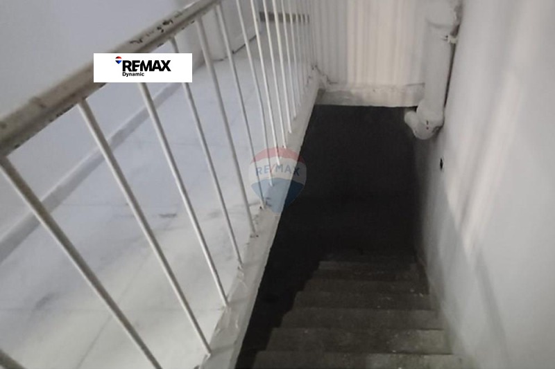 Дава под наем МАГАЗИН, гр. Бургас, Център, снимка 7 - Магазини - 53176070