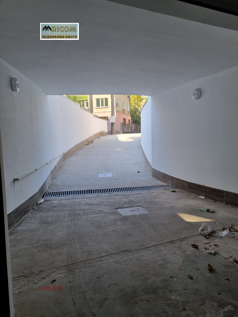 В аренду  Гараж Плевен , Идеален център , 23 кв.м | 30675106 - изображение [2]