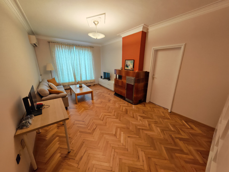 Дава под наем 2-СТАЕН, гр. София, Оборище, снимка 2 - Апартаменти - 53126668